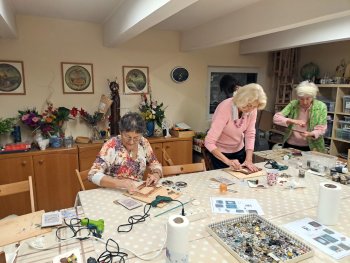 Technika asambláž - rámik na fotografie